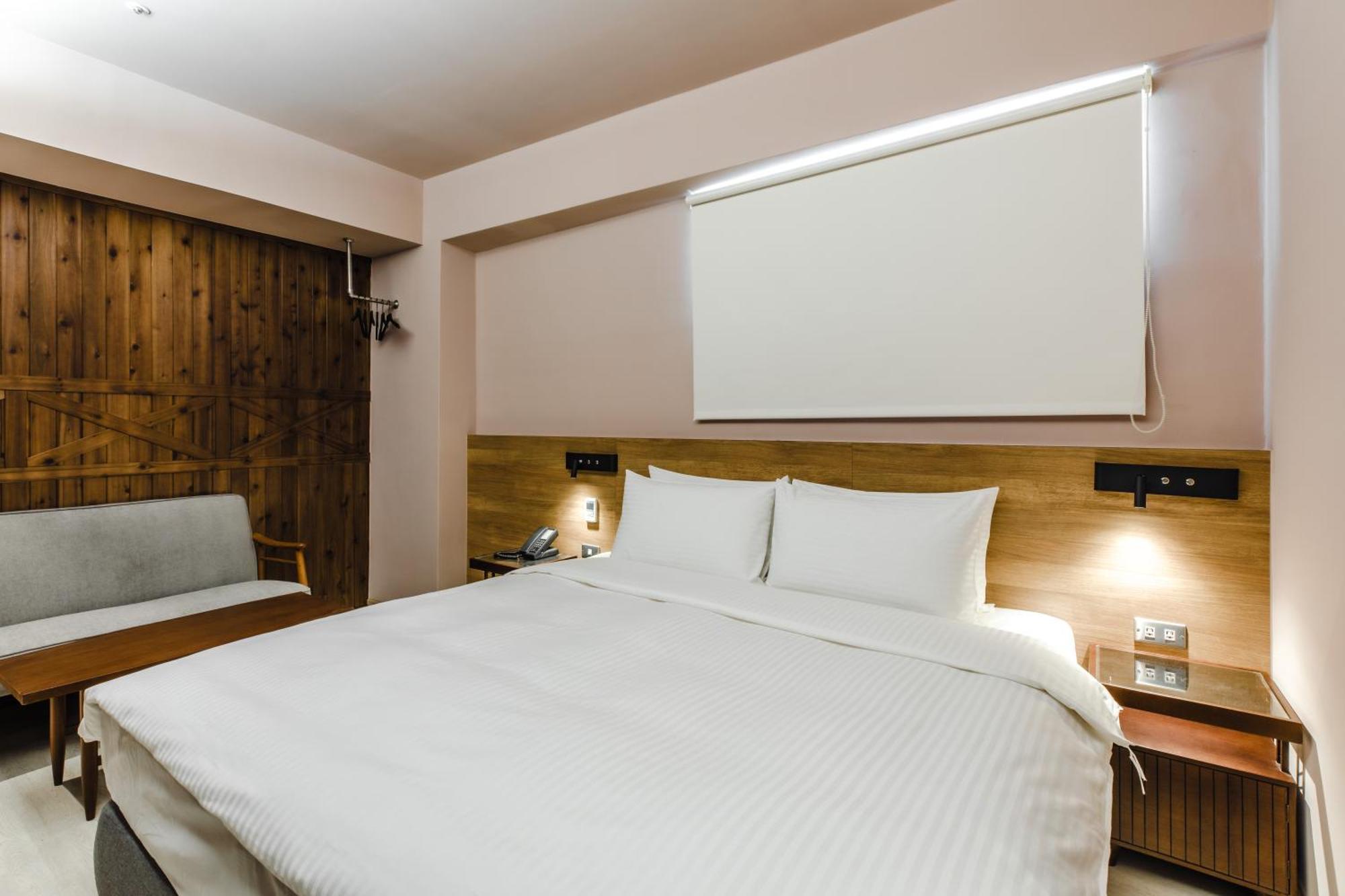 Inns Hotel Kaohsiung Rom bilde